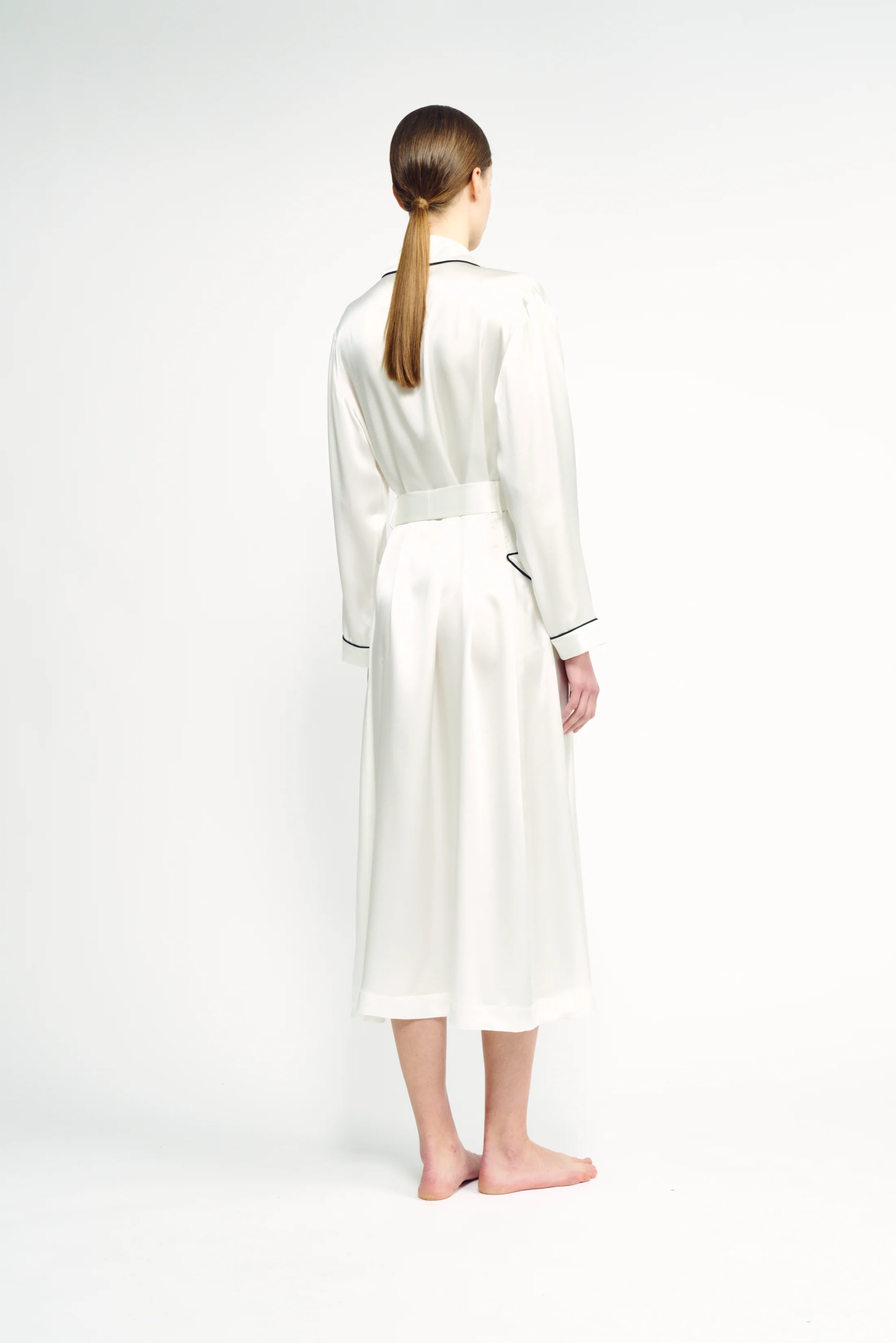 Amana Dressing Gown - Image 3