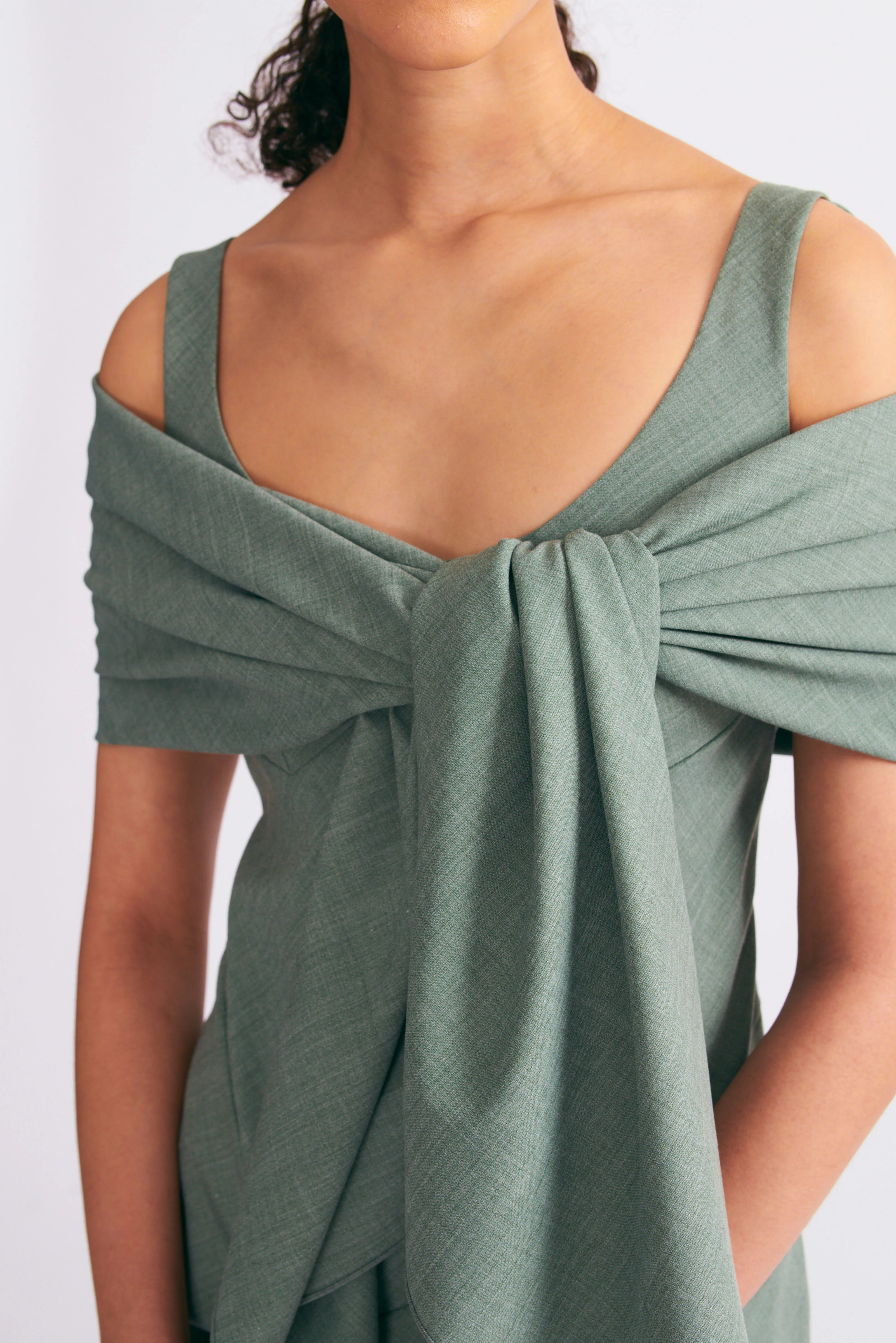 Barlowa Dress in Khaki Summer Wool - Image 4
