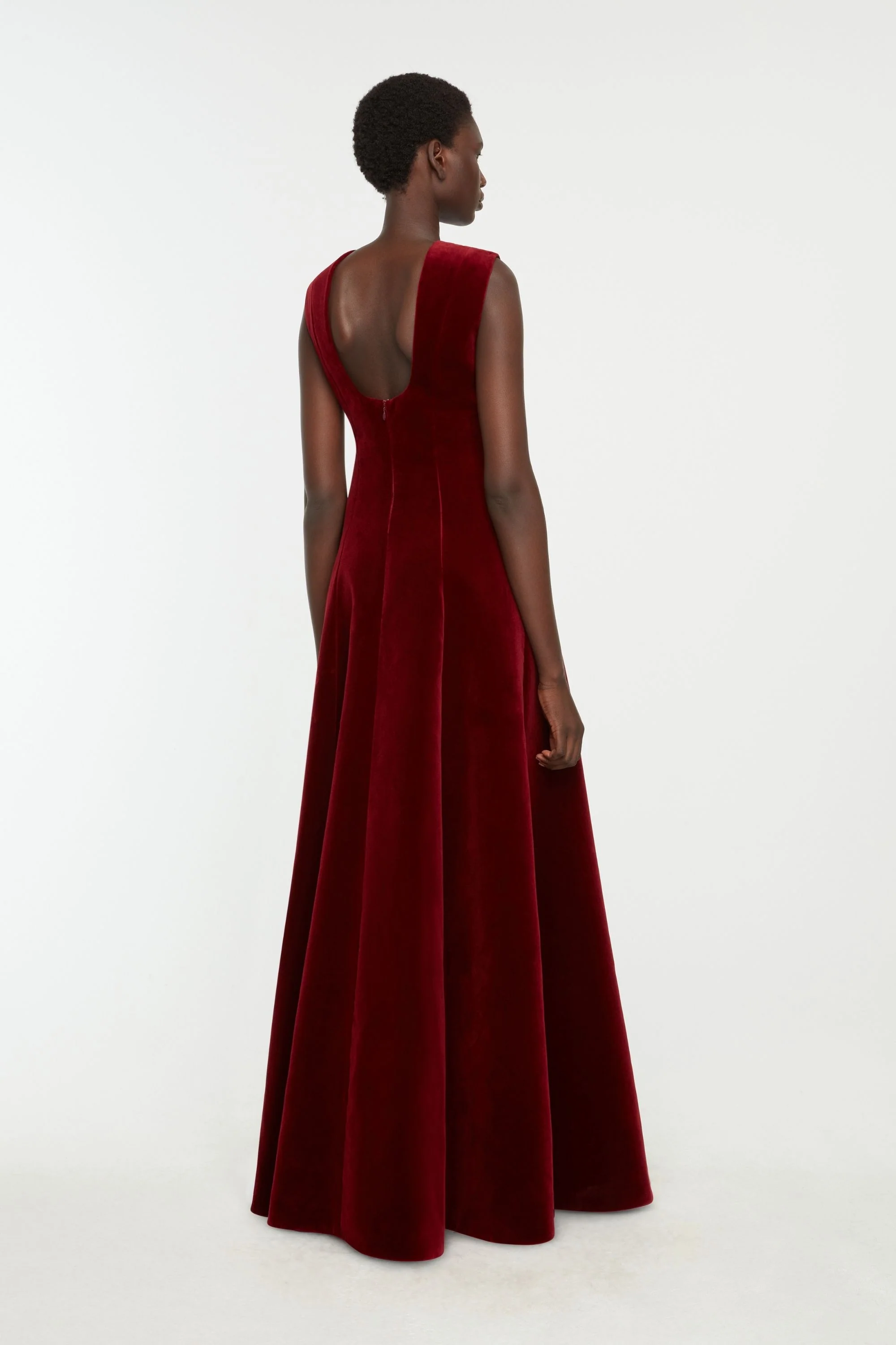 Nodin Dress In Burgundy Wind Velvet - Image 3
