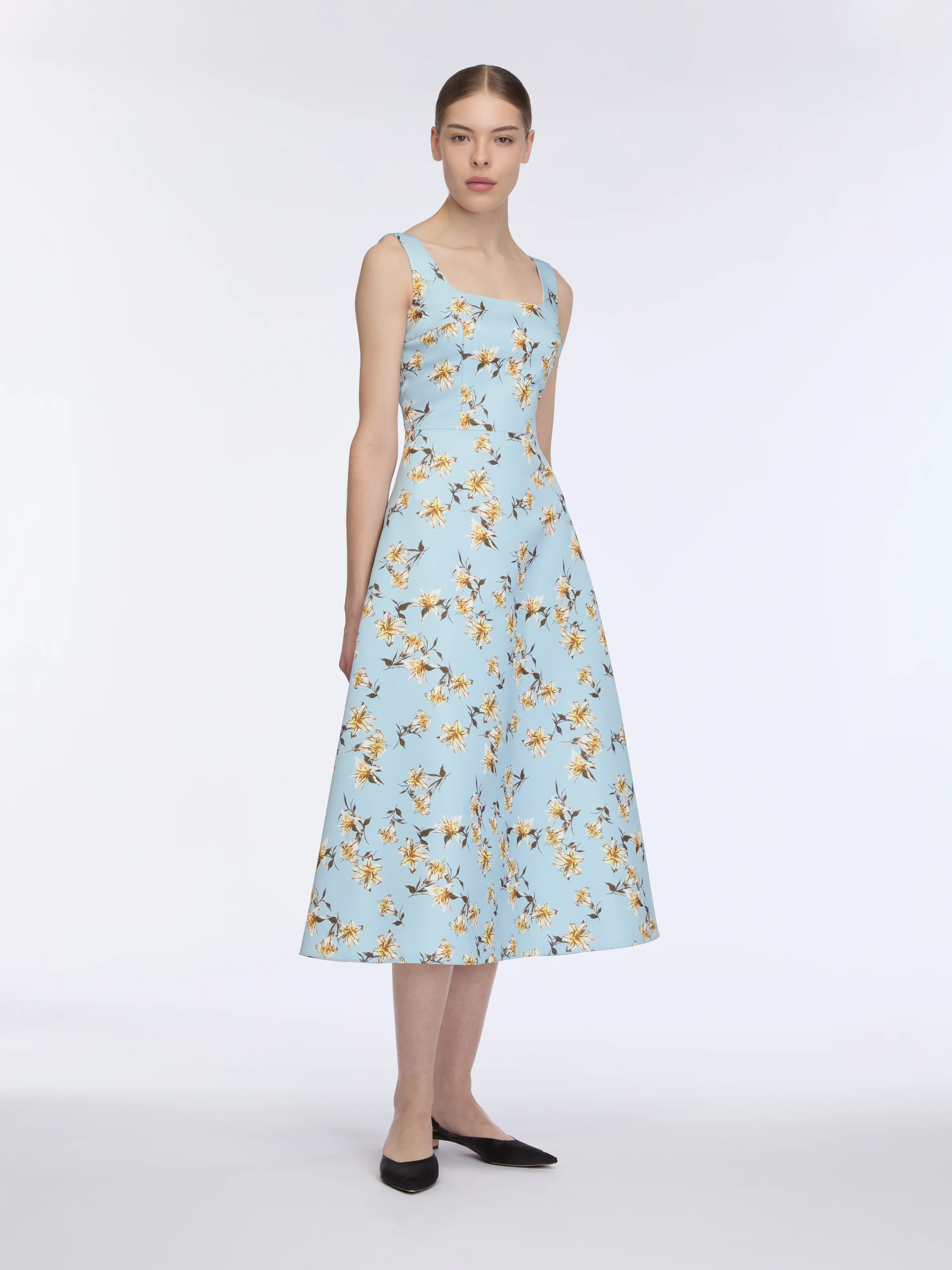 Shiloh Dress In Blue Summer Lillies Taffeta Faille - Image 4
